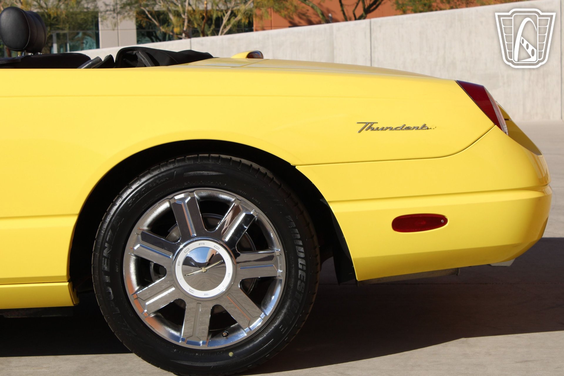 Used 2004 Ford Thunderbird RWD image 37