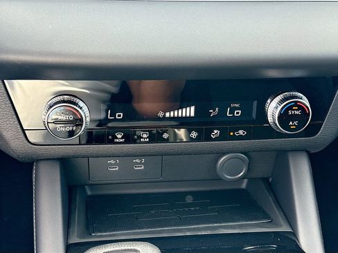 New 2026 Mitsubishi Outlander ES FWD image 16