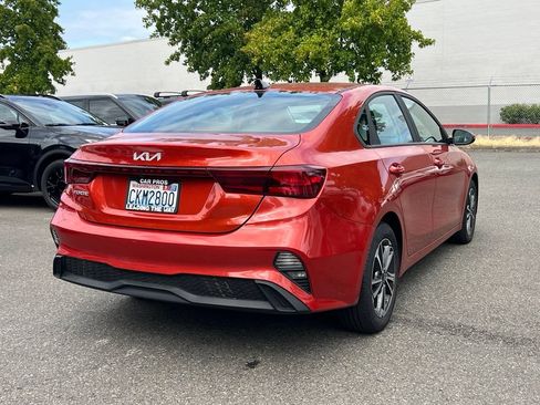 Certified 2023 Kia Forte LXS w/ LXS Technology Package FWD image 7