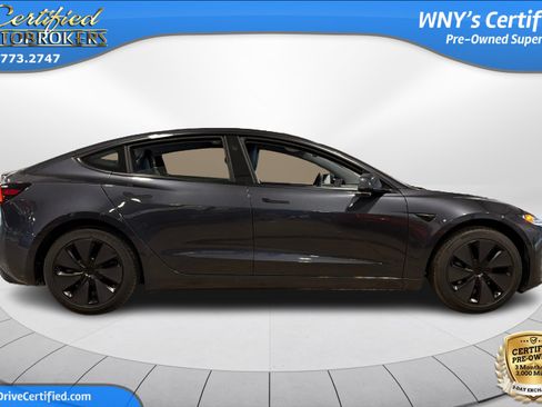Used 2025 Tesla Model 3 Long Range RWD image 4