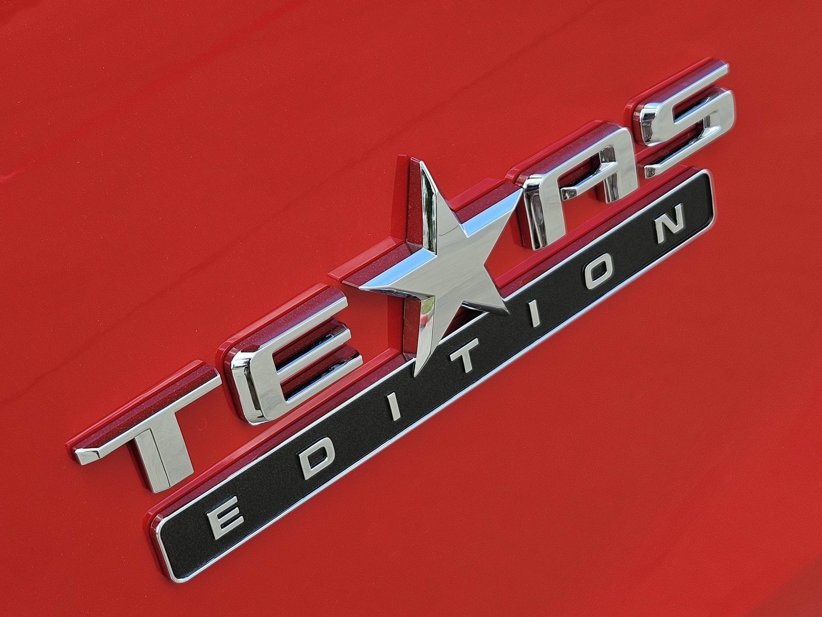 New 2026 Chevrolet Silverado 1500 LT w/ Texas Edition Plus AWD/4WD image 15