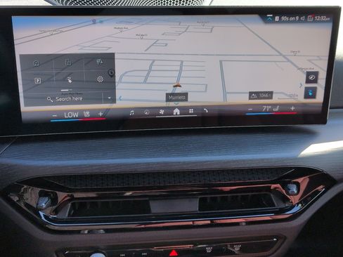 Used 2025 BMW i4 xDrive40i image 24