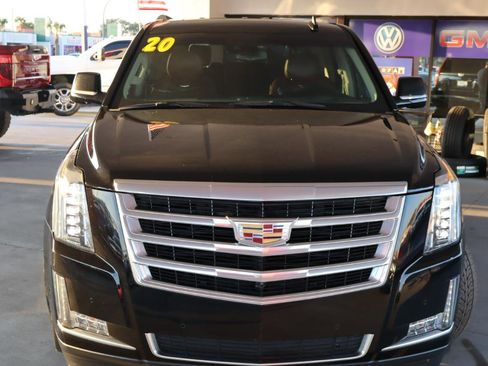Used 2020 Cadillac Escalade Luxury image 10