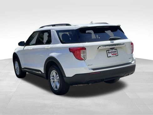 Used 2023 Ford Explorer XLT AWD/4WD image 5