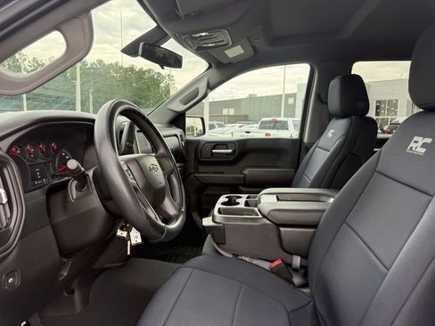 Used 2022 Chevrolet Silverado 1500 Custom Trail Boss AWD/4WD image 4