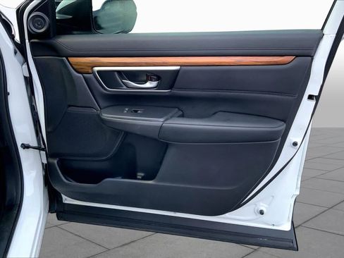 Used 2020 Honda CR-V Touring image 22