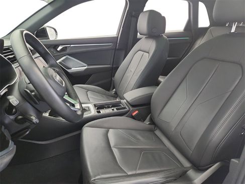 Used 2023 Audi Q3 2.0T Premium Plus image 13