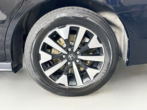 Used 2025 Honda Odyssey EX-L image 11