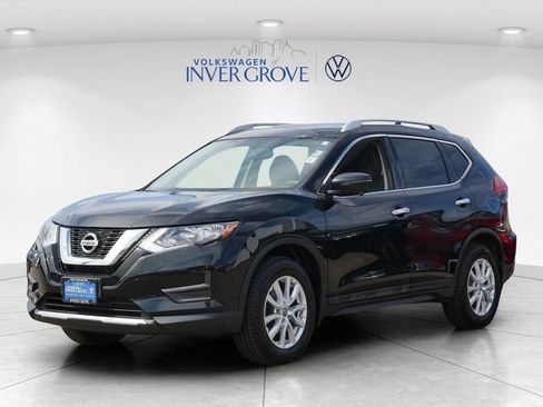 Used 2017 Nissan Rogue SV AWD/4WD image 3