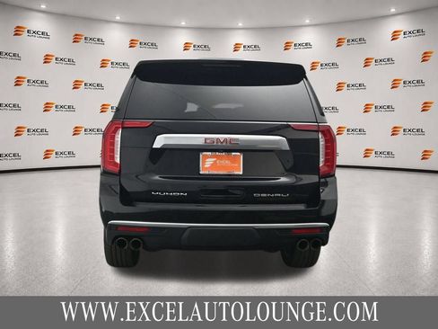 Used 2023 GMC Yukon XL Denali AWD/4WD image 4