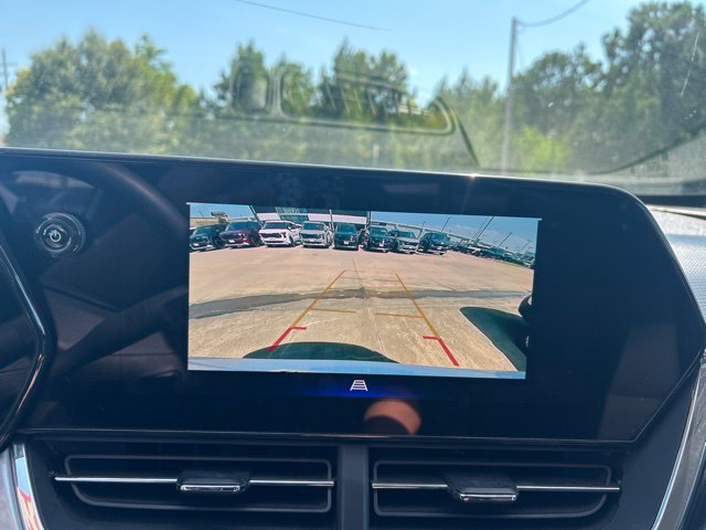 Used 2024 Chevrolet Trax LT FWD image 24