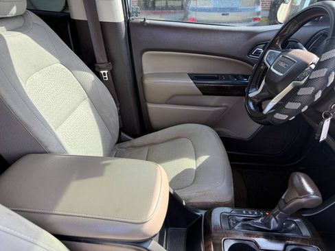 Used 2015 GMC Canyon SLE w/ SLE Convenience Package RWD image 9