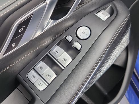 Used 2025 BMW ALPINA XB7 image 22