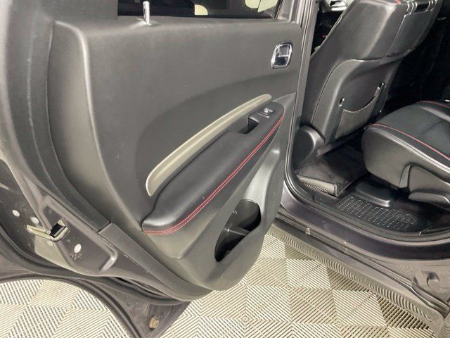 Used 2017 Dodge Durango R/T w/ Technology Group AWD/4WD image 17