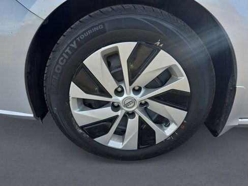 Used 2023 Nissan Altima 2.5 S image 14