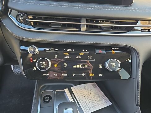 New 2026 INFINITI QX60 Luxe w/ Cargo Package image 28