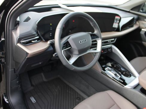 New 2025 Audi Q5 Premium Plus image 44