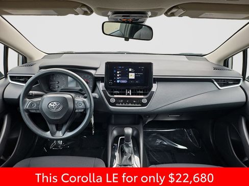 Used 2025 Toyota Corolla LE FWD image 16