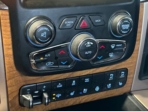 Used 2017 RAM 1500 Laramie Longhorn image 23