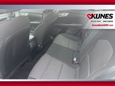 Used 2024 Kia Forte LXS image 4