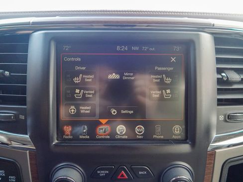 Used 2013 RAM 1500 Laramie w/ Convenience Group AWD/4WD image 27