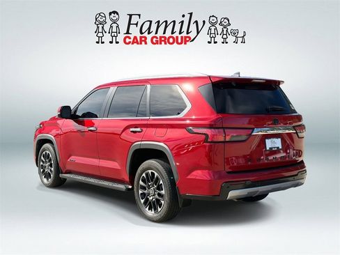 Used 2024 Toyota Sequoia Limited image 4