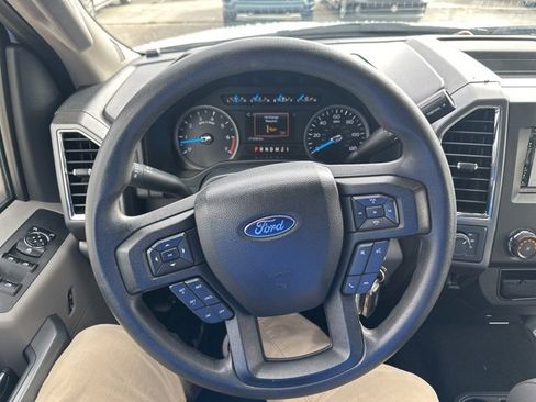 Used 2017 Ford F250 XLT w/ Snow Plow Prep Package image 13