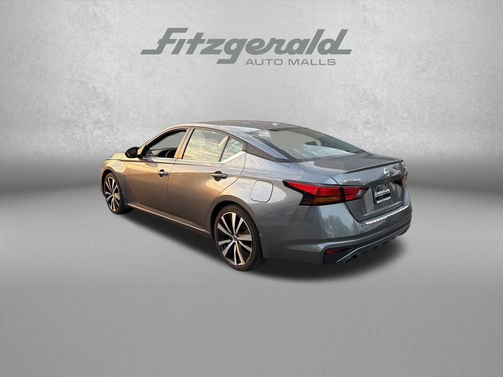 Used 2022 Nissan Altima 2.5 SR FWD image 5