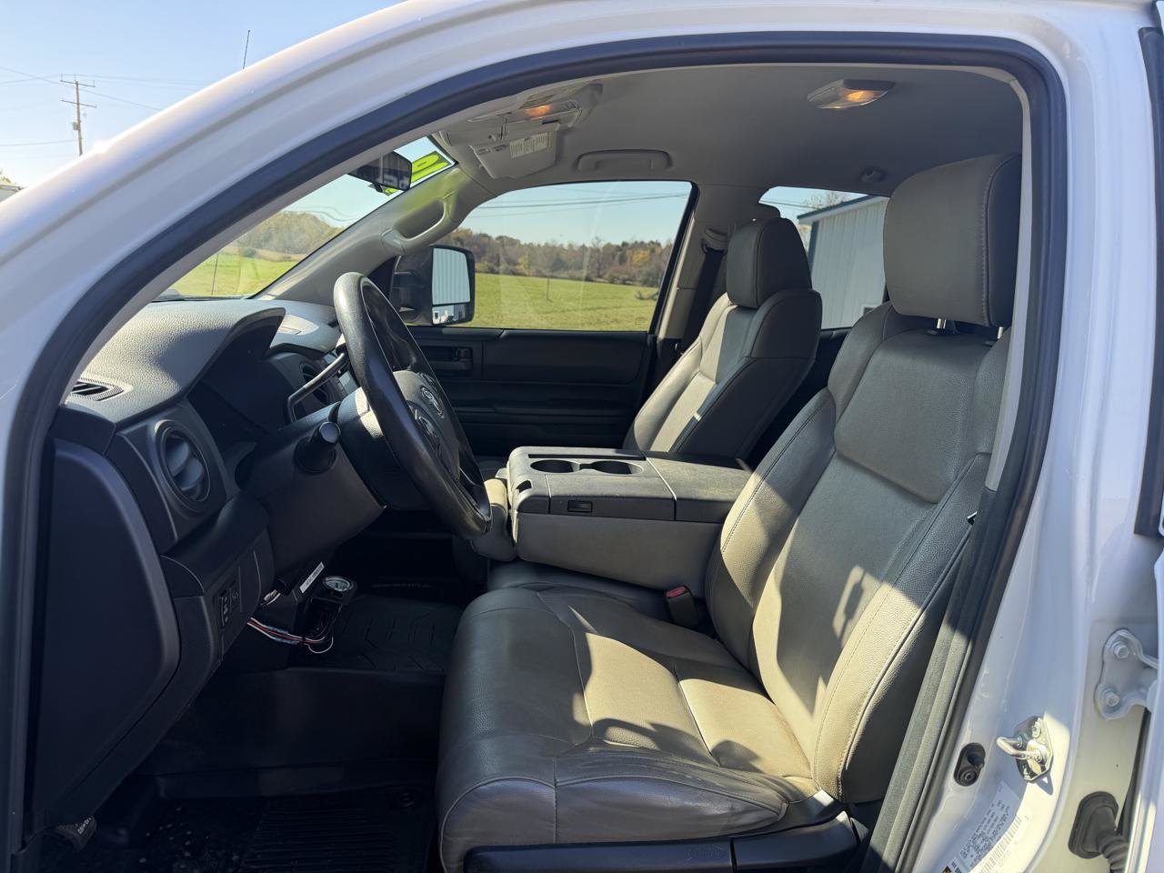 Used 2018 Toyota Tundra SR AWD/4WD image 21