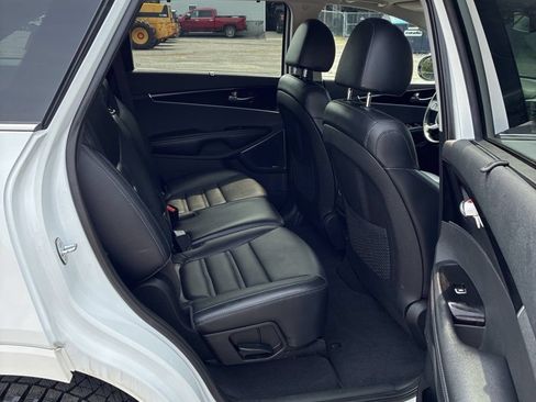 Used 2019 Kia Sorento SX w/ SX Touring Package AWD/4WD image 13