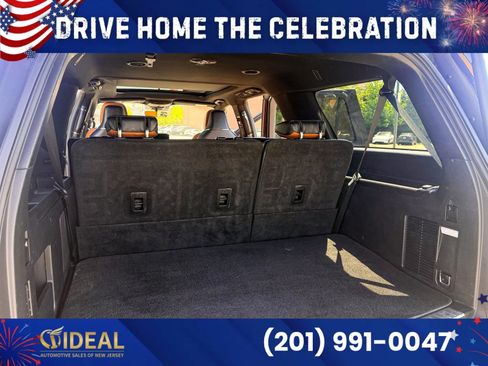 Used 2019 Lincoln Navigator L Reserve w/ Cargo Package AWD/4WD image 17