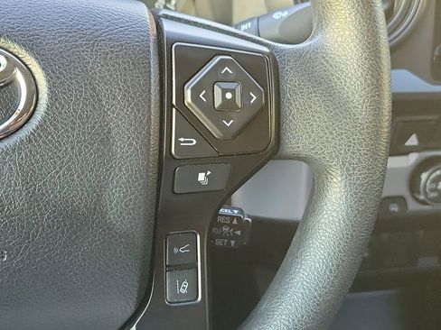 Certified 2022 Toyota Tacoma SR image 25