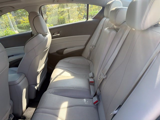 Used 2019 Acura ILX FWD image 12