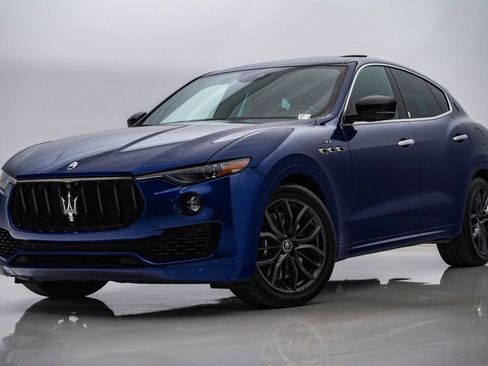 Used 2024 Maserati Levante GT Ultima AWD/4WD image 1