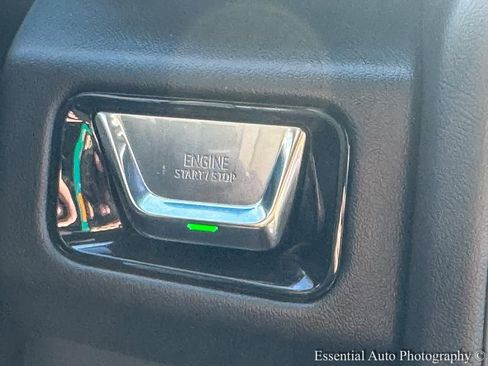 Used 2025 GMC Yukon Denali image 16