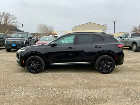 Used 2025 Buick Envision Sport Touring image 2