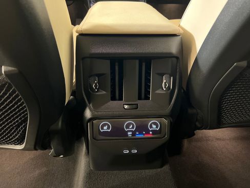 Used 2026 BMW X3 xDrive30 w/ Premium Package image 34