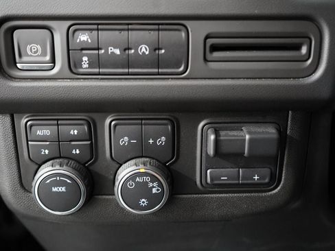 Used 2023 Chevrolet Suburban LS w/ Driver Alert Package AWD/4WD image 16