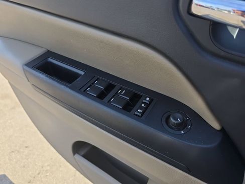 Used 2012 Jeep Compass Sport image 29