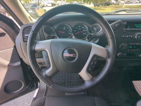 Used 2011 GMC Sierra 1500 SLE w/ Power Tech Package AWD/4WD image 17