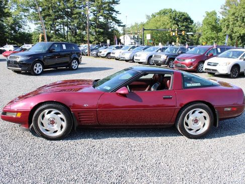 Used 1993 Chevrolet Corvette Coupe RWD image 10