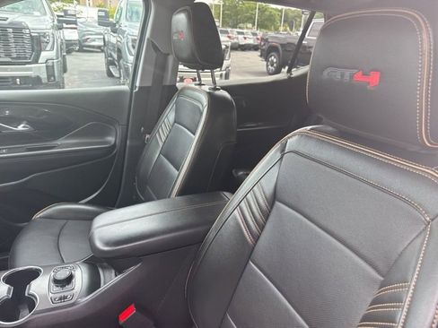 Used 2022 GMC Terrain AT4 w/ Infotainment Package II image 13