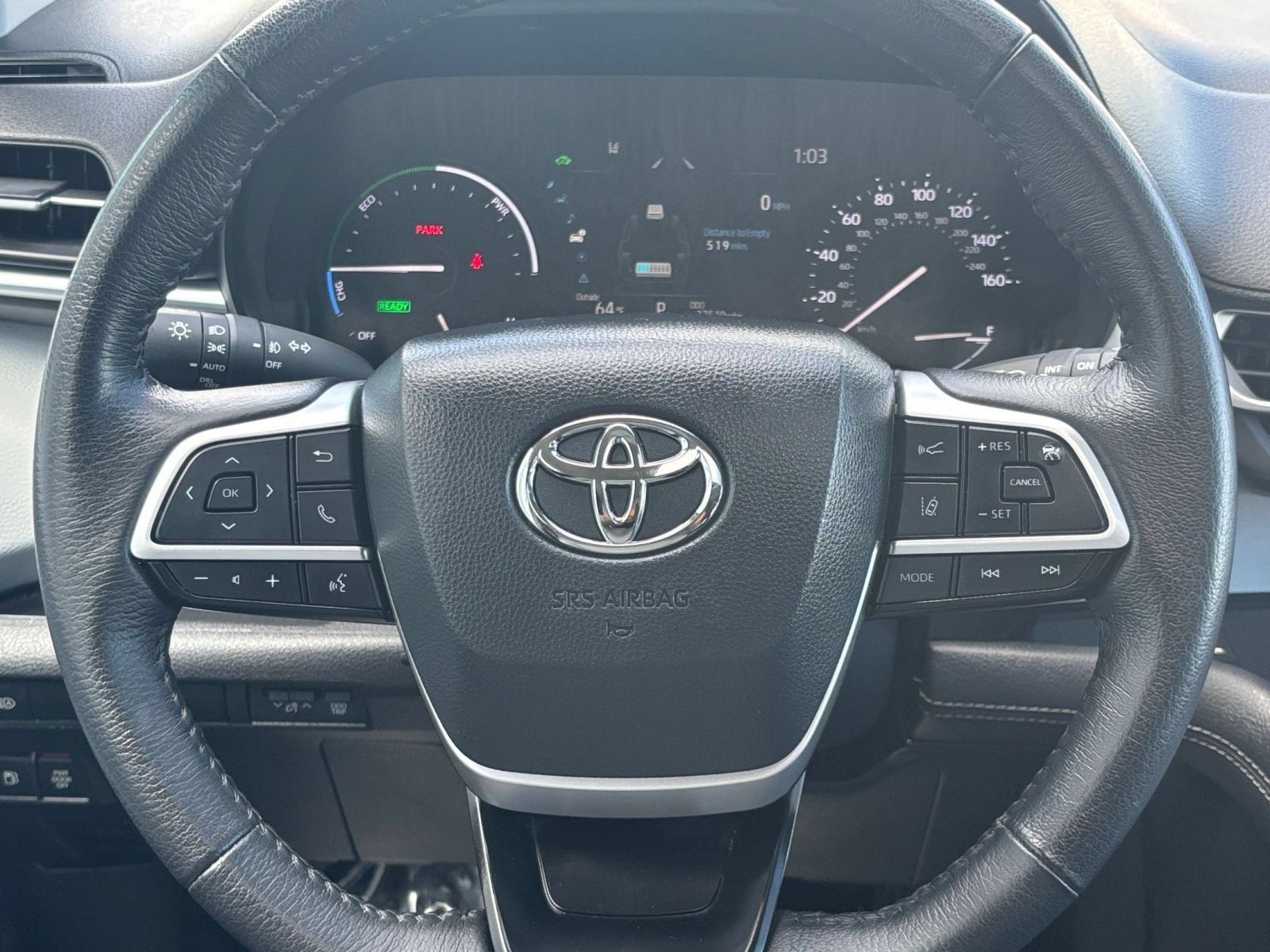 Used 2025 Toyota Sienna XLE FWD image 27