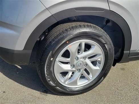 New 2026 Hyundai Venue SE image 22