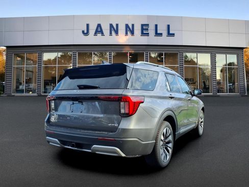 New 2026 Ford Explorer Platinum AWD/4WD image 3
