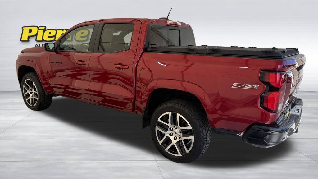 Used 2023 Chevrolet Colorado Z71 w/ Z71 Convenience Package 2 AWD/4WD image 2