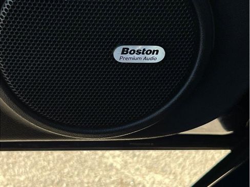 Used 2010 Chevrolet Camaro SS w/ LPO, Ground Effects Package image 15