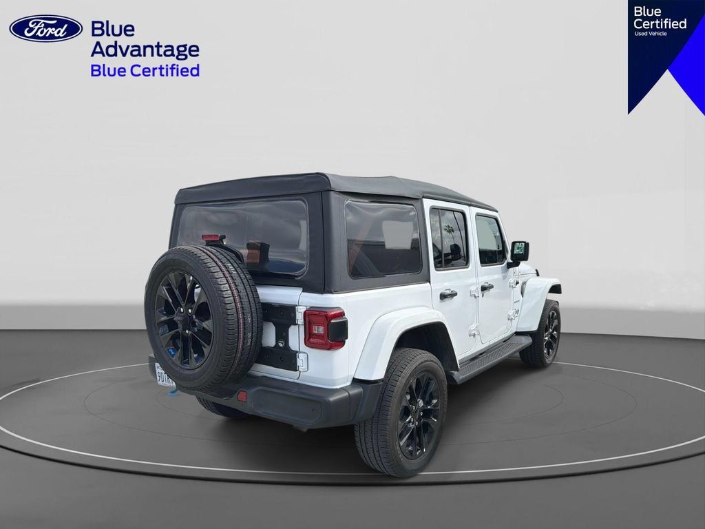 Used 2023 Jeep Wrangler Unlimited Sahara w/ Safety Group AWD/4WD image 5