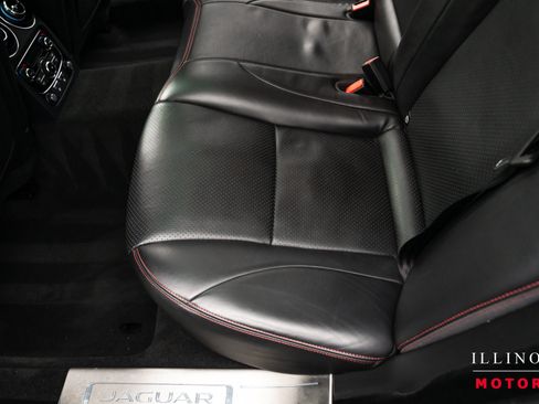 Used 2017 Jaguar XJ R RWD image 33
