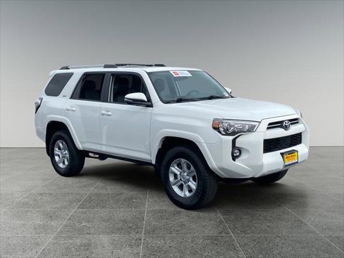 Certified 2024 Toyota 4Runner SR5 Premium w/ Moonroof Package AWD/4WD image 7